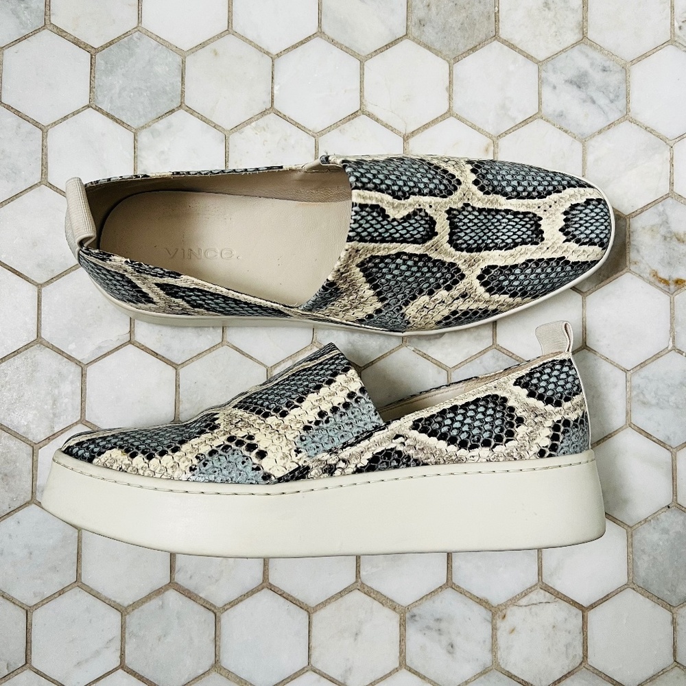 Vince Saxon 2 mottled cloud snake print leather slip on sneakers 7.5M